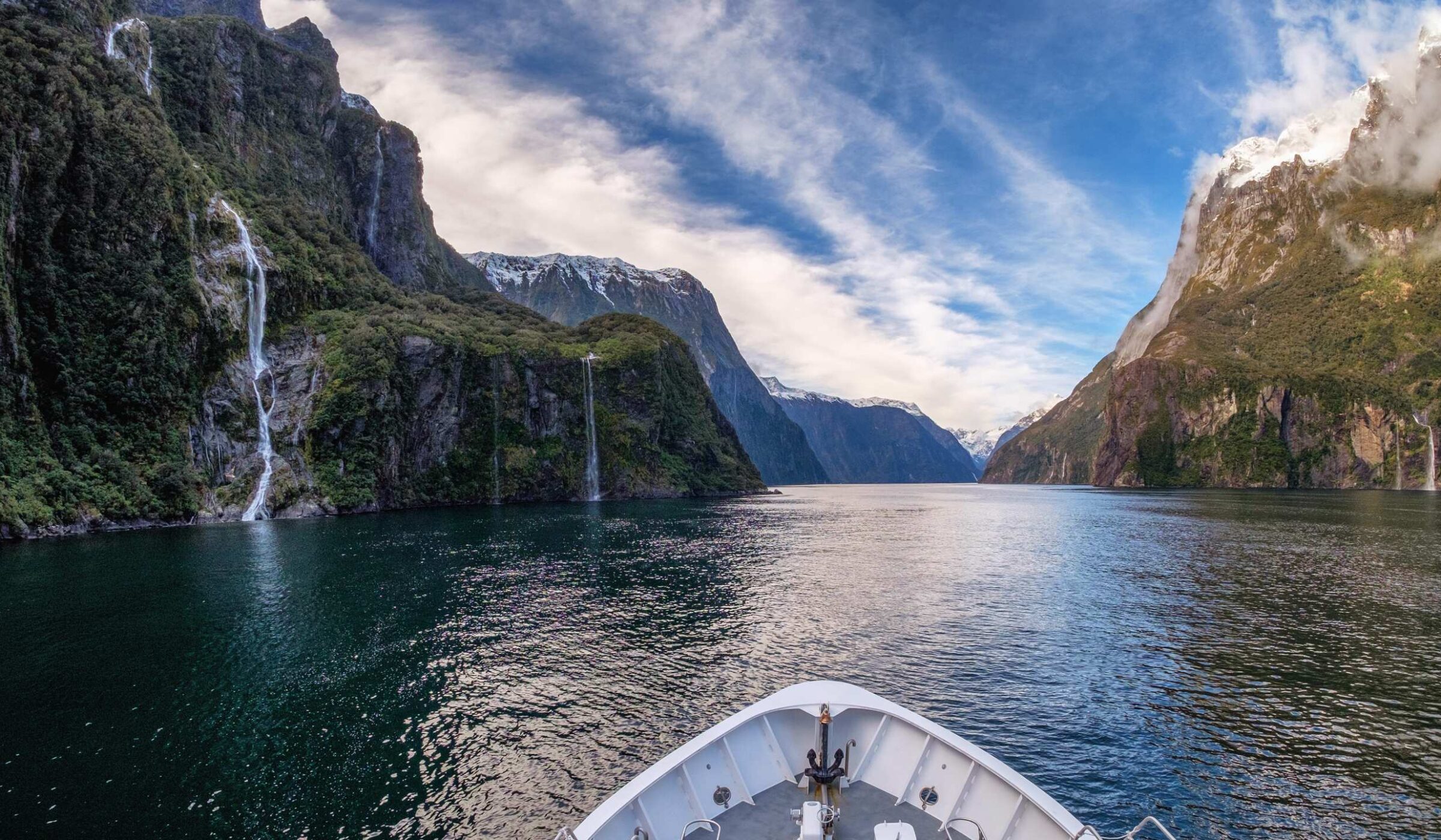Milford Sound cruise in New Zealand