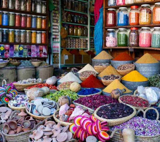 Search through the souks on a treasure hunt