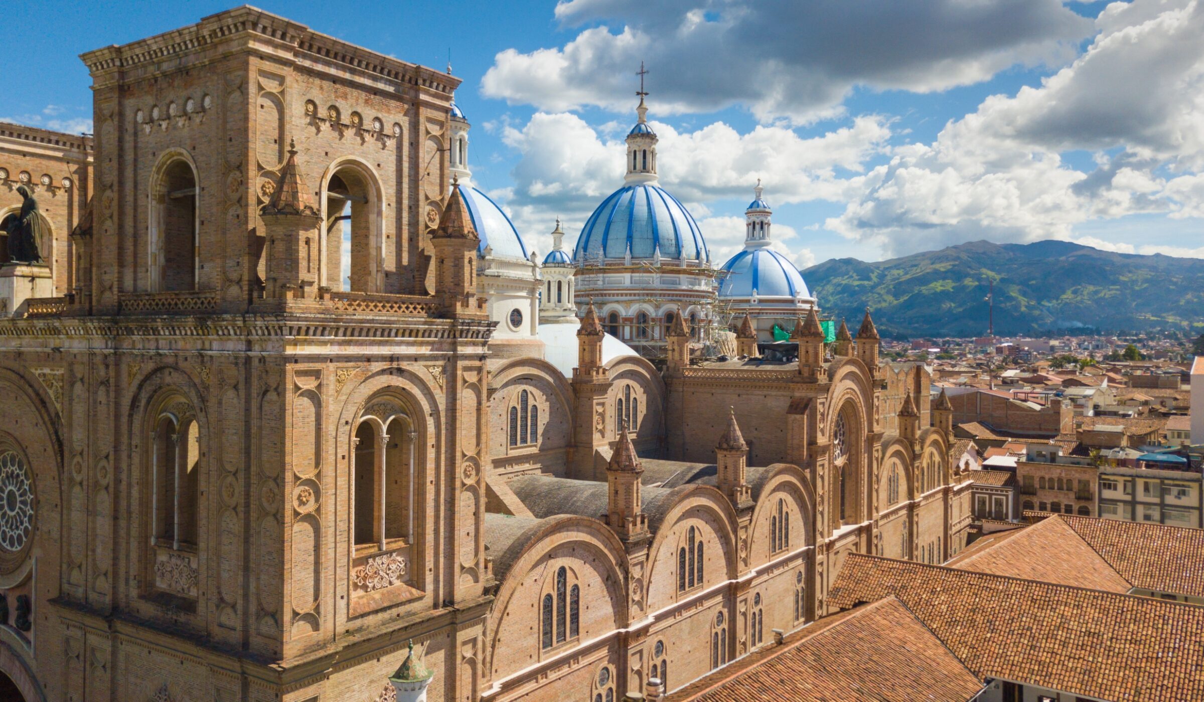 cuenca cathedral ecuador