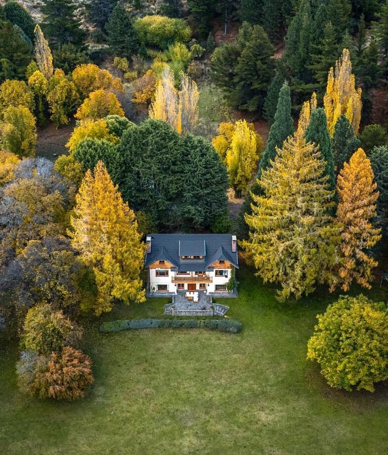 Try traditional Māori weaving, and see how harakeke (New Zealand flax) is transformed into intricate kete baskets using techniques passed down through generations. Remote and secluded, Estancia Pilolil is surrounded by dramatic landscapes and is where youx27;ll find an exclusive, fully private retreat.